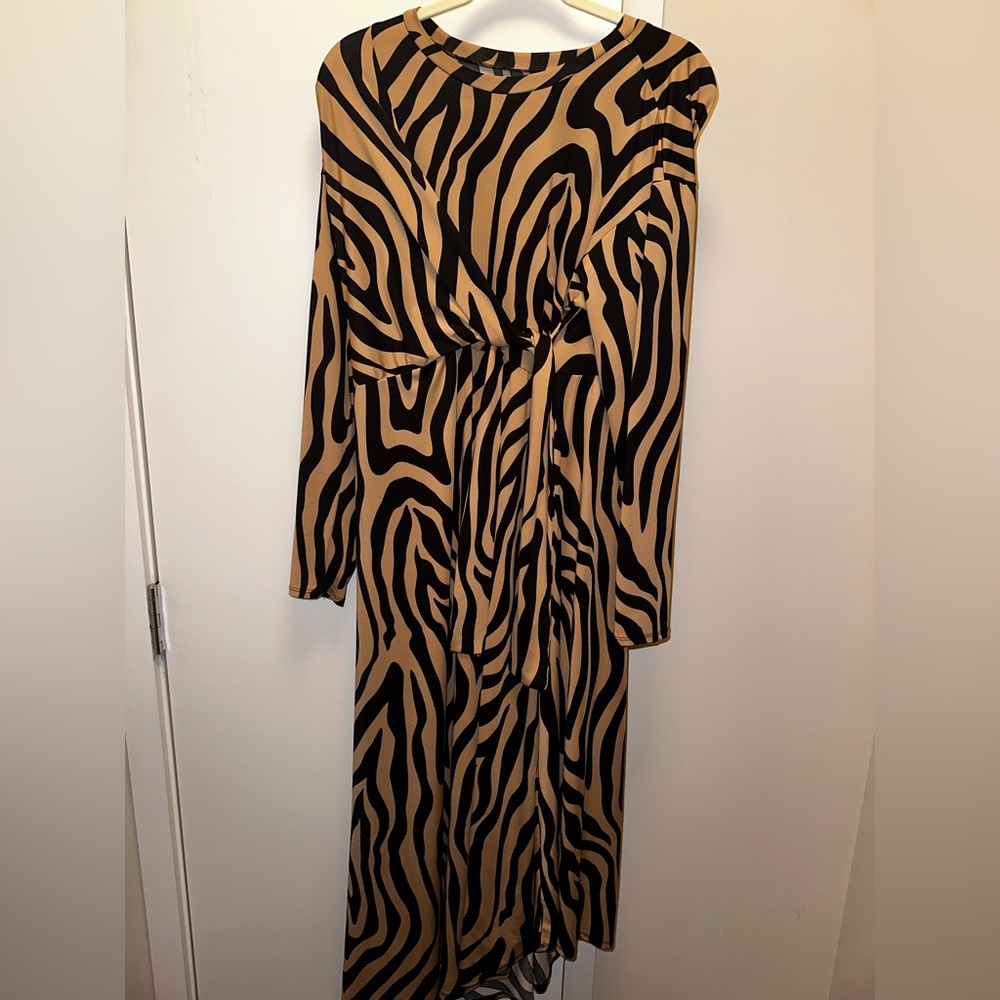 ASOS DESIGN Maternity tie waist maxi dress in animal print
